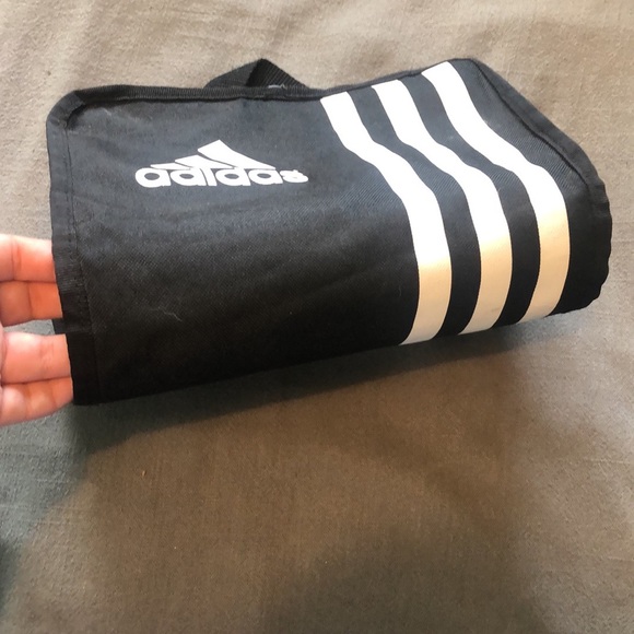 Adidas Lunch bag - Picture 2 of 11